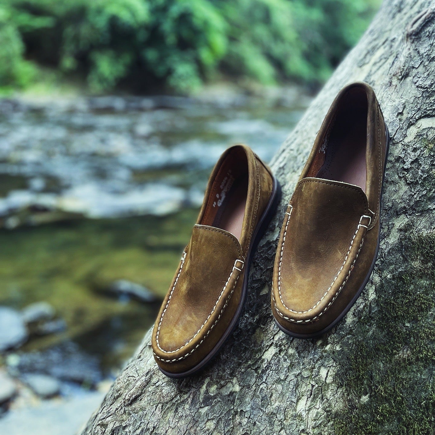 Lake Loafer 6D – Russell Moccasin
