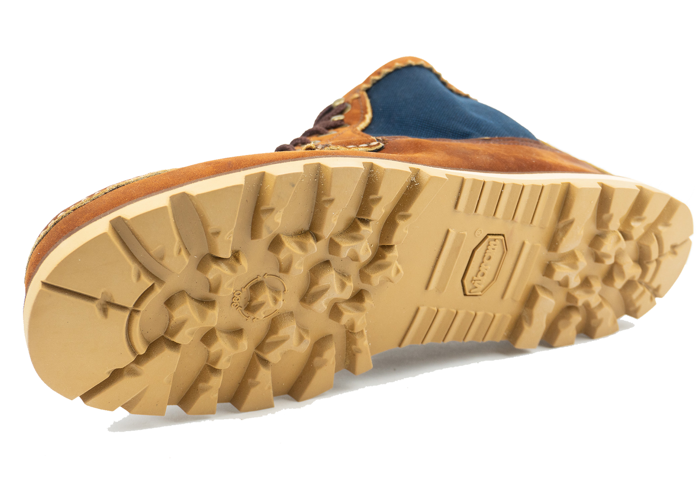 Trail Boot – Russell Moccasin